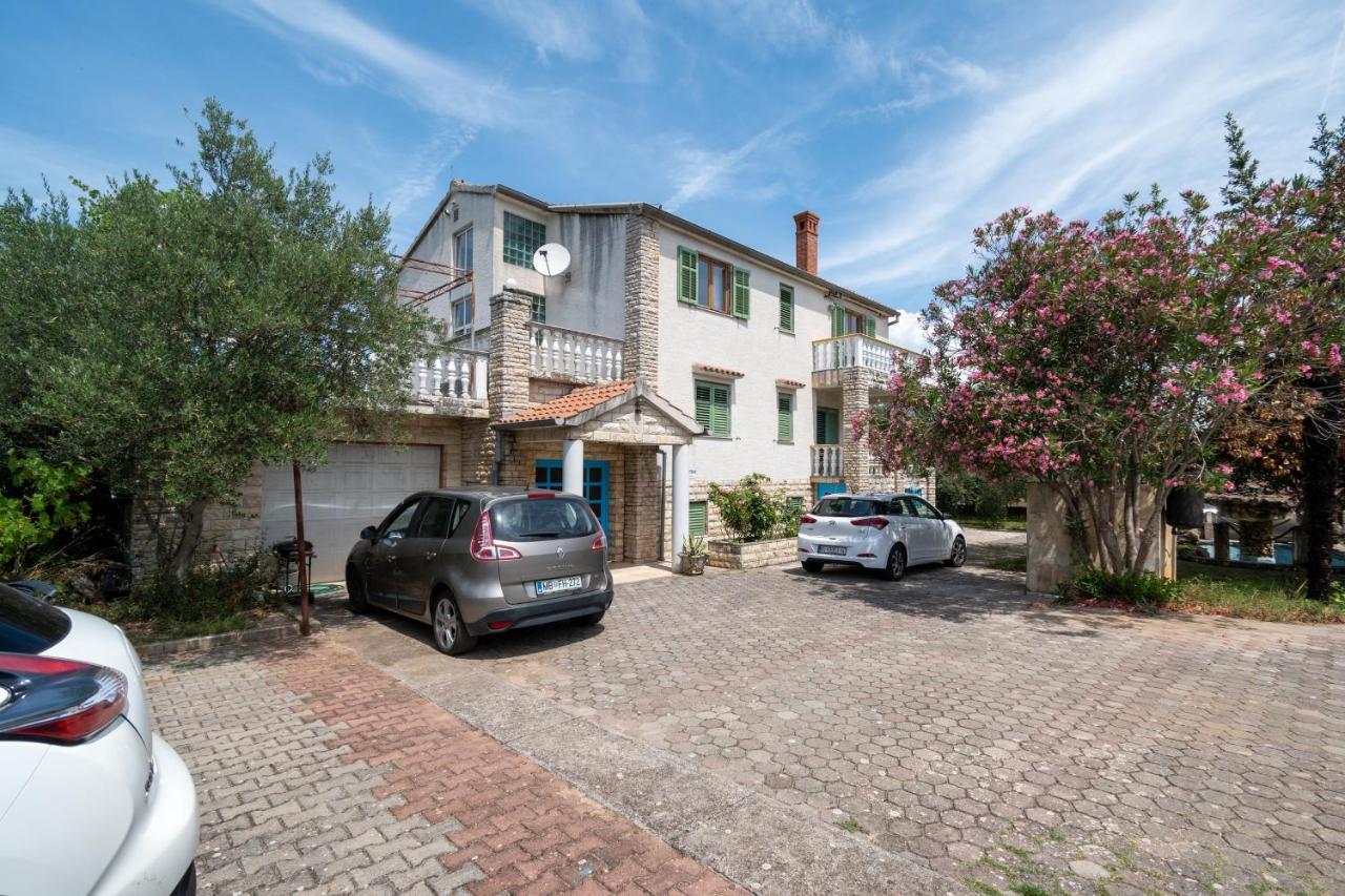 Apartments And Rooms By The Sea Mrljane, Pasman - 327 Nevidane Exterior photo